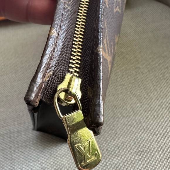 Louis Vuitton Poche Toilette Pouch ❌SOLD ❌ - Picture 3 of 11